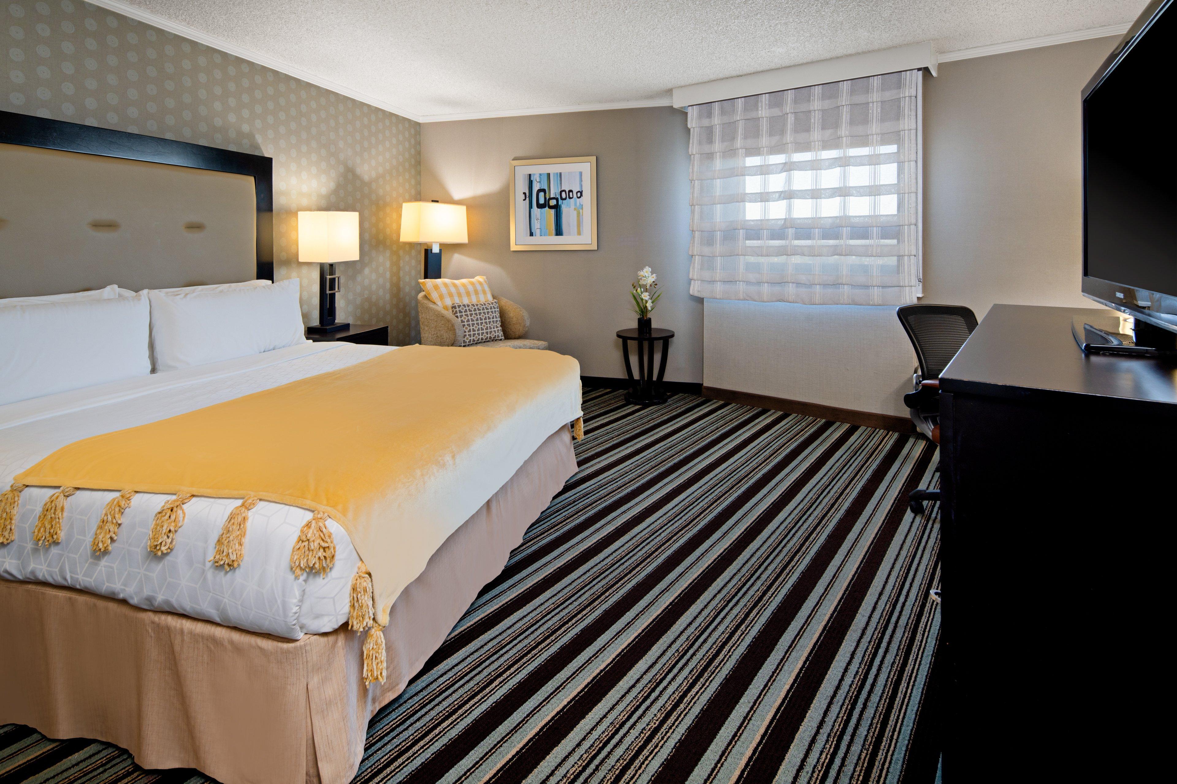 Holiday Inn Long Beach - Airport By Ihg Exterior photo