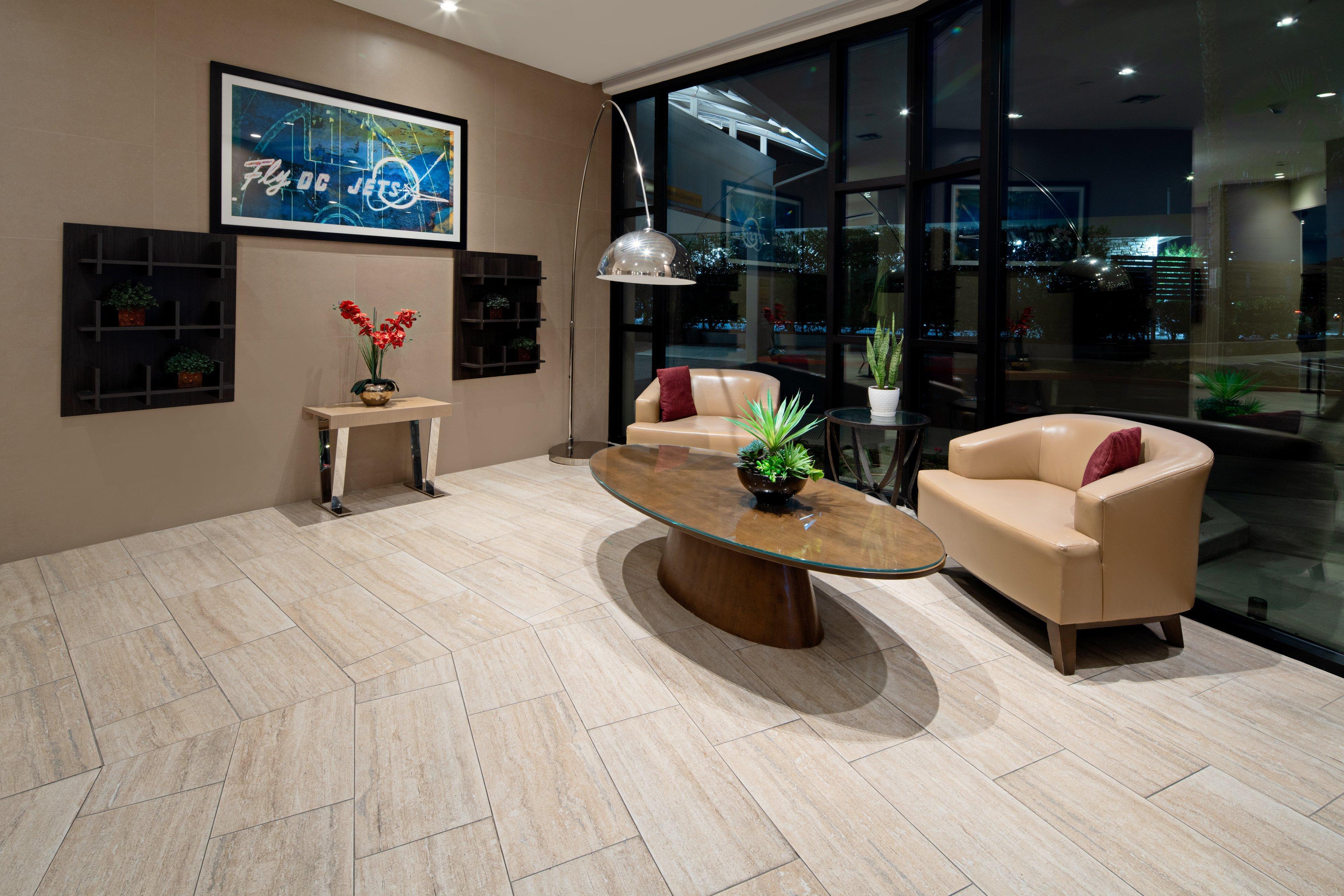Holiday Inn Long Beach - Airport By Ihg Exterior photo